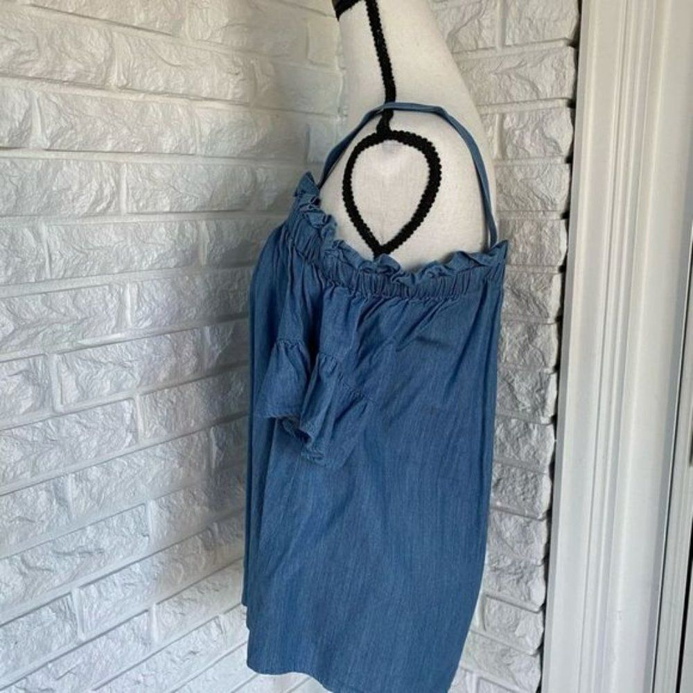 Off the Shoulder Ruffled Top - Picture 2 of 5